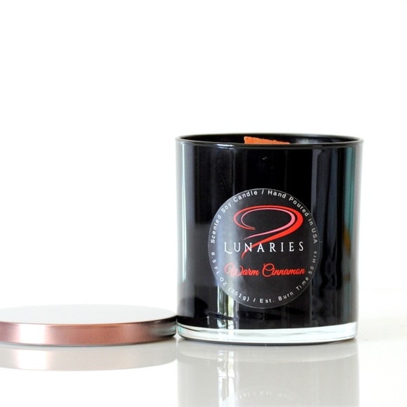 Warm Cinnamon Scented Soy Candle with Wooden Wick - Picture 3 of 10